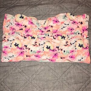 PINK VICTORIA’S SECRET BRALETTE